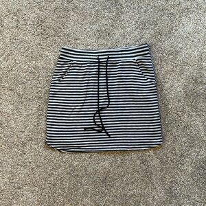 Renee C casual skirt; size S